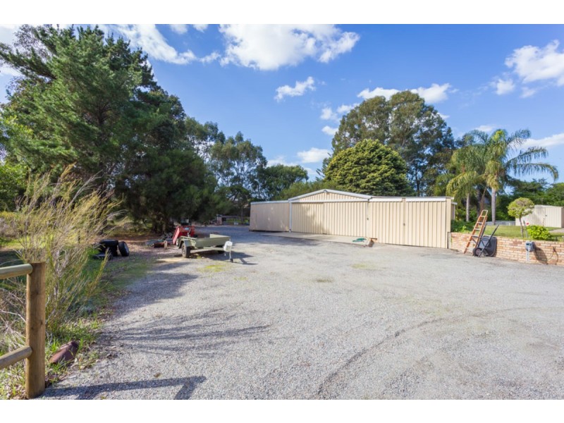 8 Melaleuca Court, Canning Vale WA 6155