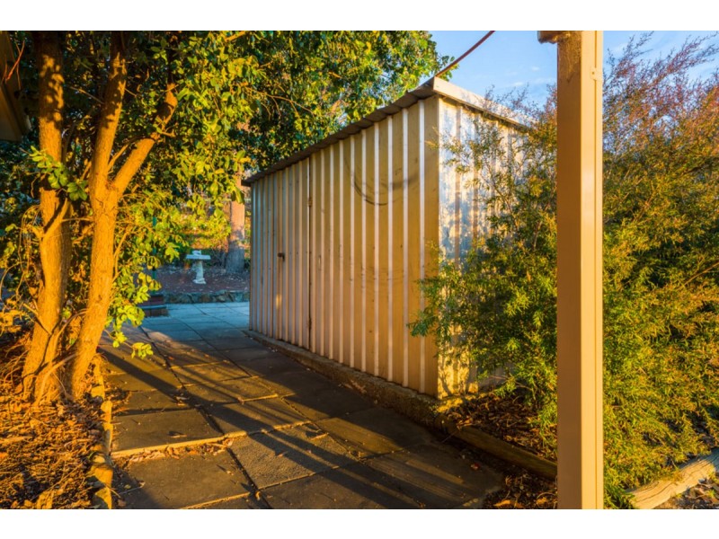 8 Fisher Place, Mount Nasura WA 6112