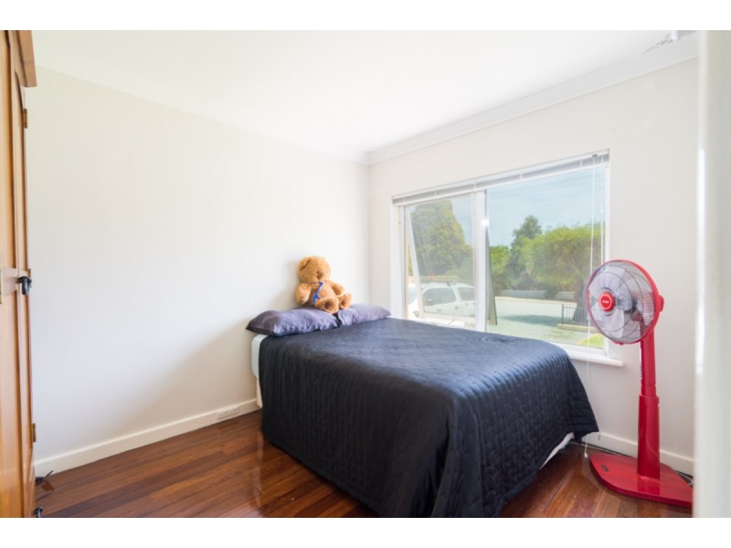 7 William Street, Byford WA 6122