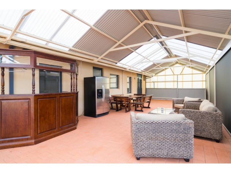 7 William Street, Byford WA 6122