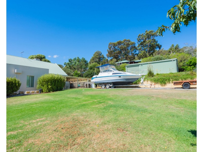 19 Talus Drive, Mount Richon WA 6112