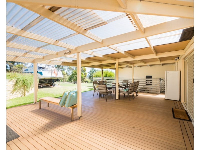 19 Talus Drive, Mount Richon WA 6112