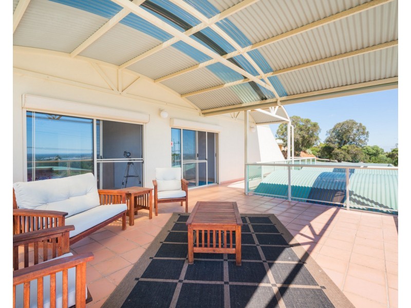 19 Talus Drive, Mount Richon WA 6112