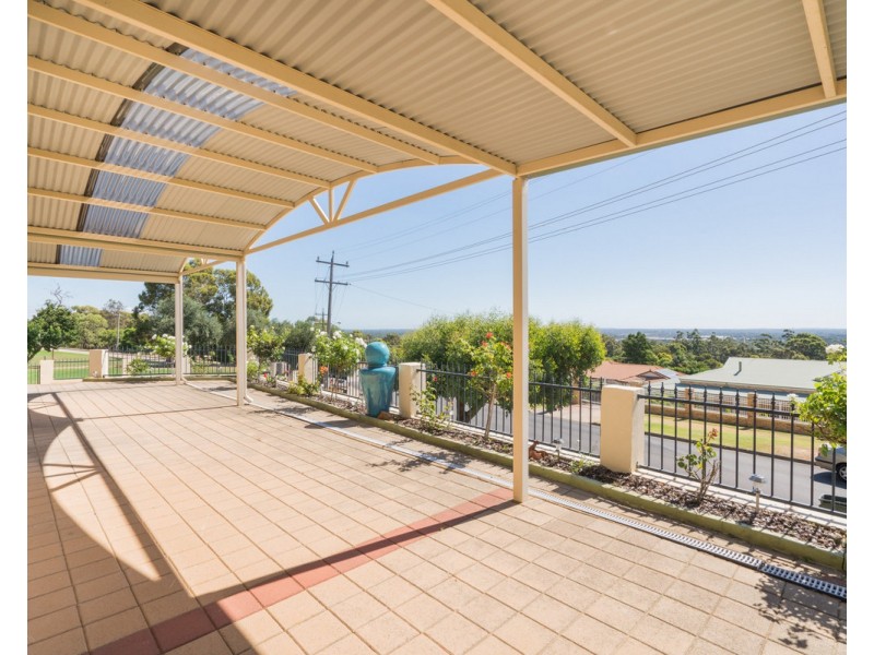 19 Talus Drive, Mount Richon WA 6112