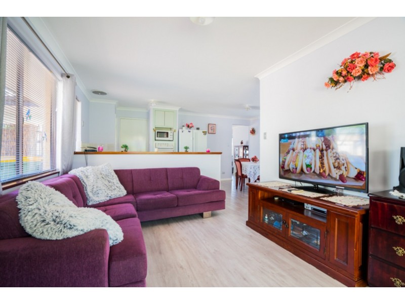 396 Westfield Road, Seville Grove WA 6112