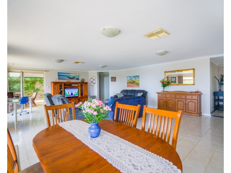 38 Talus Drive, Mount Richon WA 6112