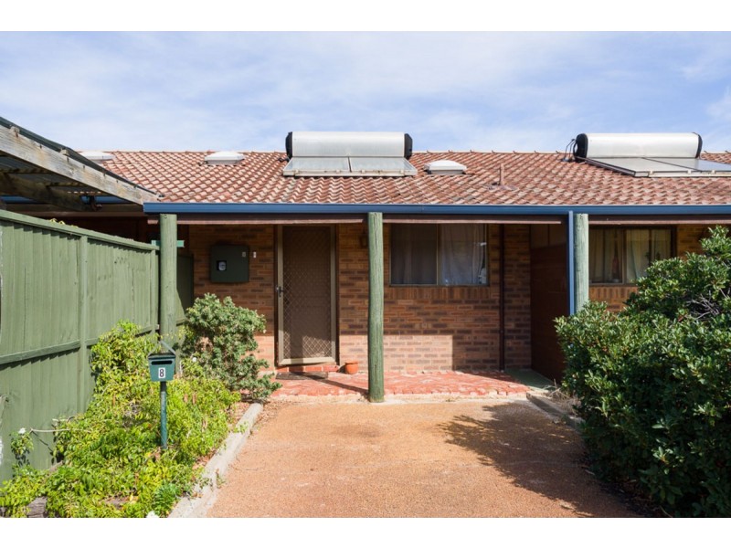 8 Yallup Place, Cannington WA 6107