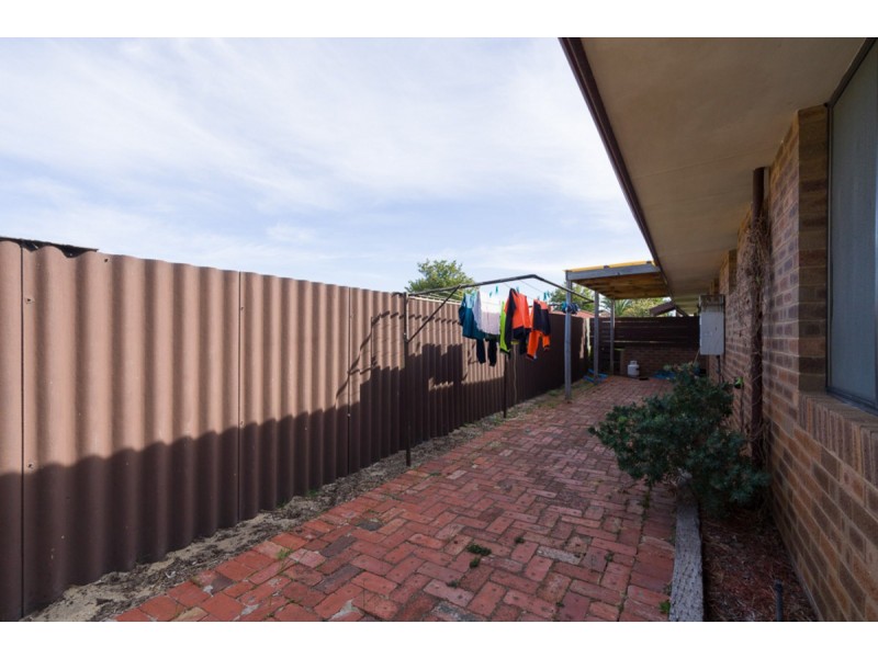 8 Yallup Place, Cannington WA 6107