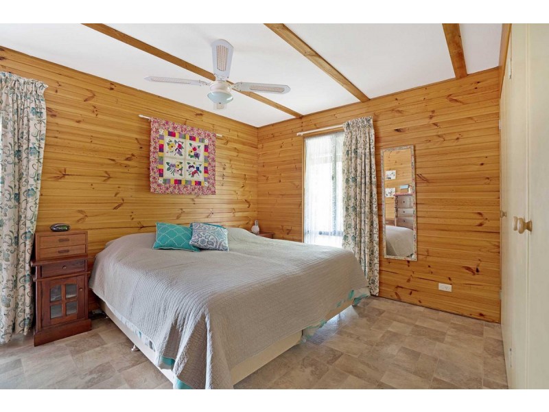 22 Onyx Road, Mount Richon WA 6112