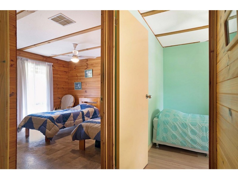 22 Onyx Road, Mount Richon WA 6112