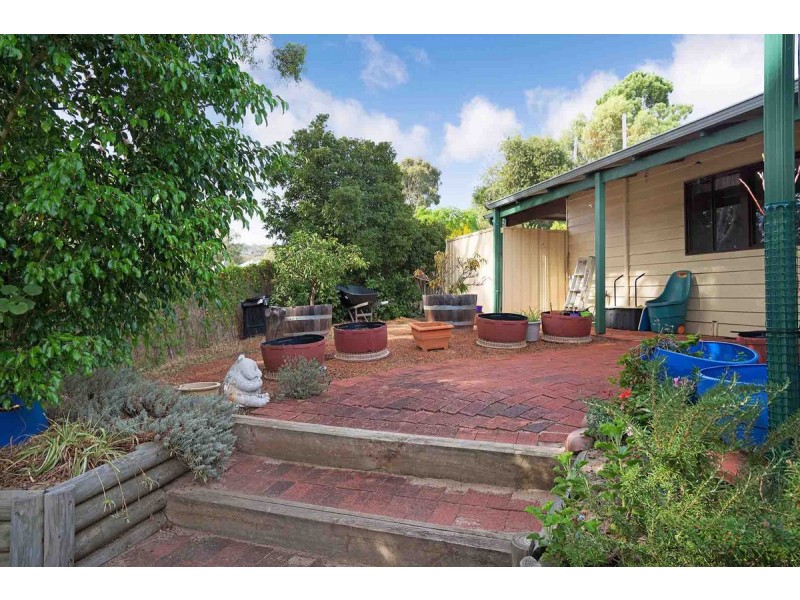 22 Onyx Road, Mount Richon WA 6112