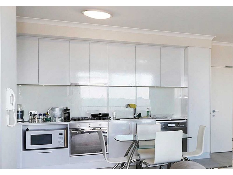 407/21 Malata Crescent, Success WA 6164