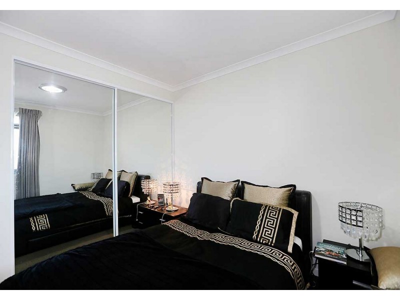 407/21 Malata Crescent, Success WA 6164