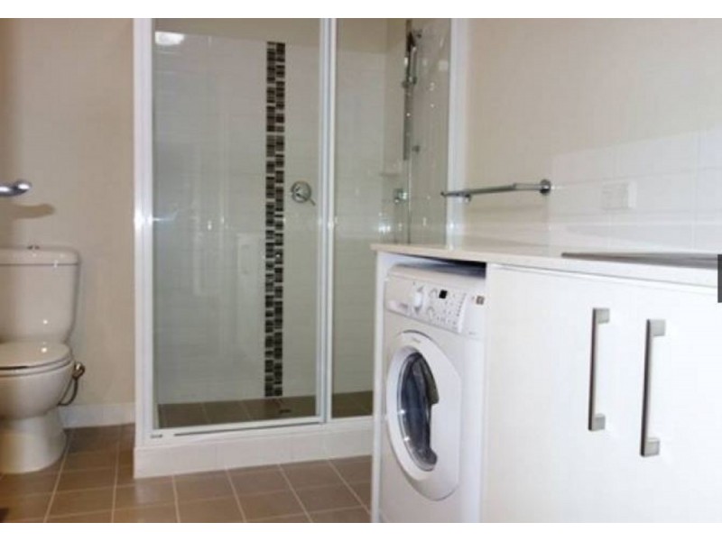 407/21 Malata Crescent, Success WA 6164