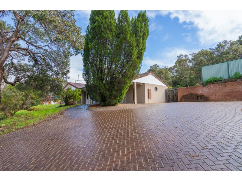 22 Ophelia Grove, Mount Nasura WA 6112