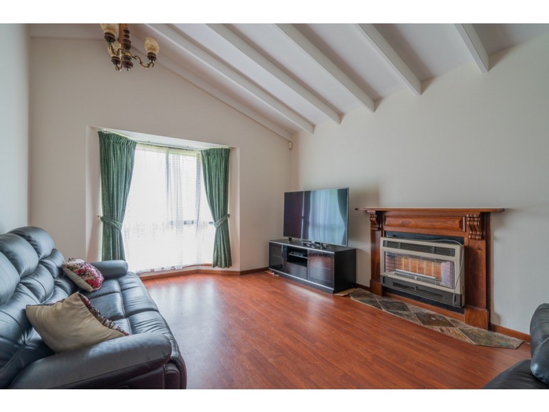 22 Ophelia Grove, Mount Nasura WA 6112