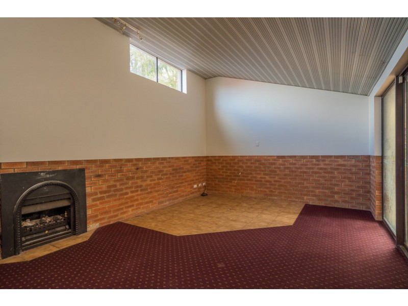 22 Ophelia Grove, Mount Nasura WA 6112