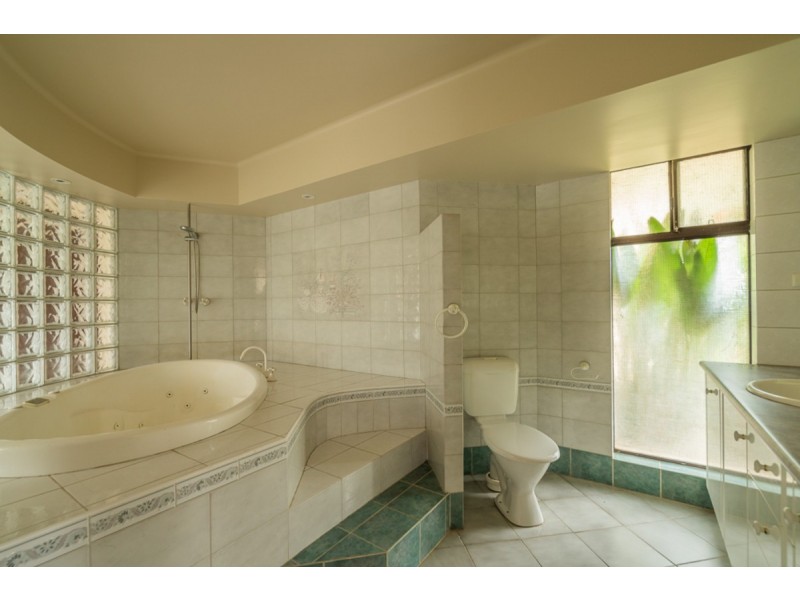 22 Ophelia Grove, Mount Nasura WA 6112