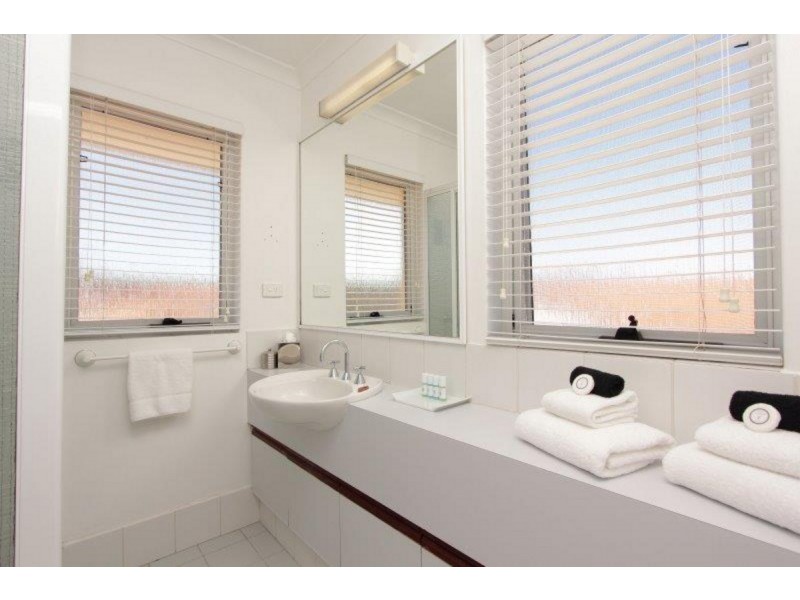 11 Rolls Court, Canning Vale WA 6155