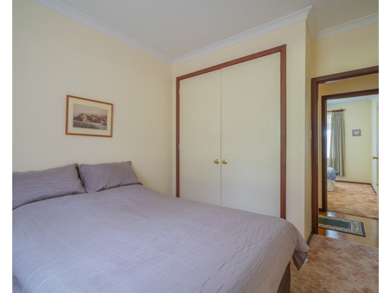 80 Albany Highway, Bedfordale WA 6112