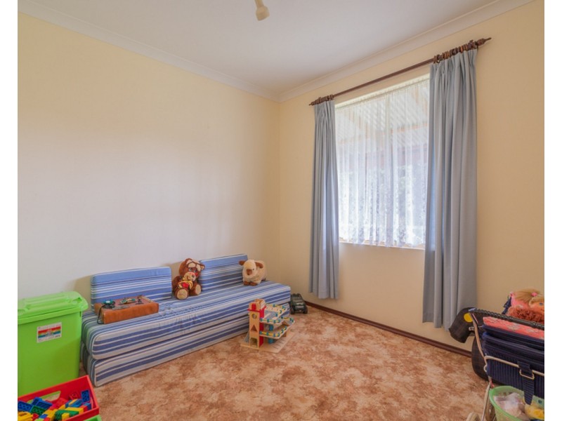 80 Albany Highway, Bedfordale WA 6112