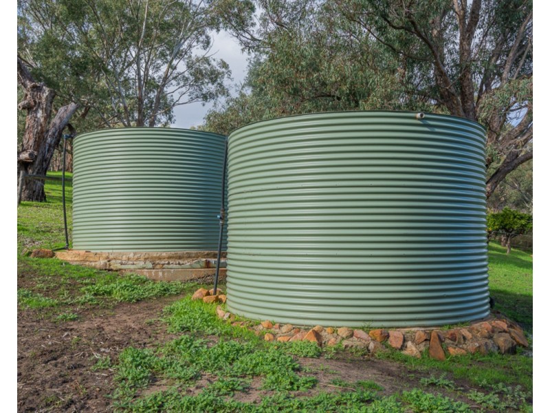 80 Albany Highway, Bedfordale WA 6112