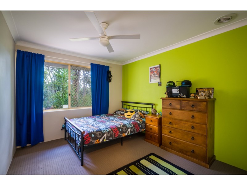 11 Mann Place, Roleystone WA 6111