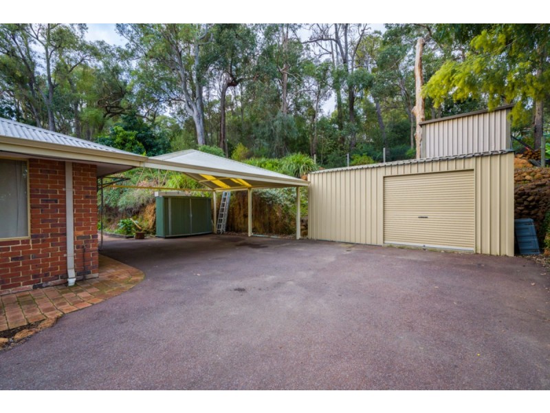 11 Mann Place, Roleystone WA 6111