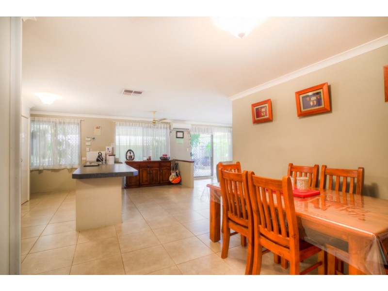 4 Ardmair Close, Seville Grove WA 6112