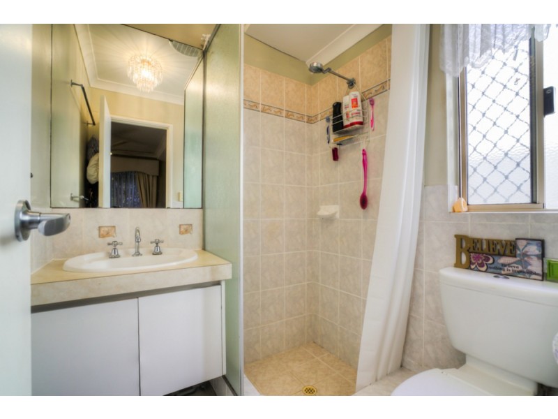 4 Ardmair Close, Seville Grove WA 6112