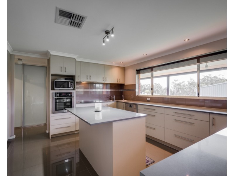 35 Observation Circle, Bedfordale WA 6112