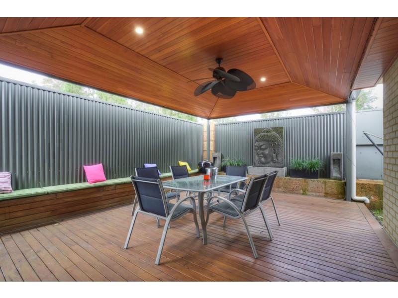 12 Barrington Avenue, Champion Lakes WA 6111