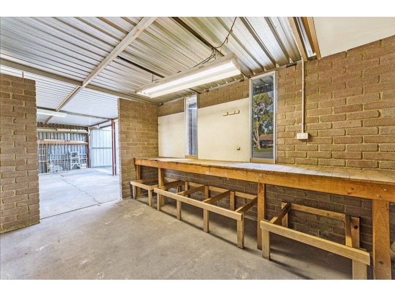 81 Girraween Street, Armadale WA 6112