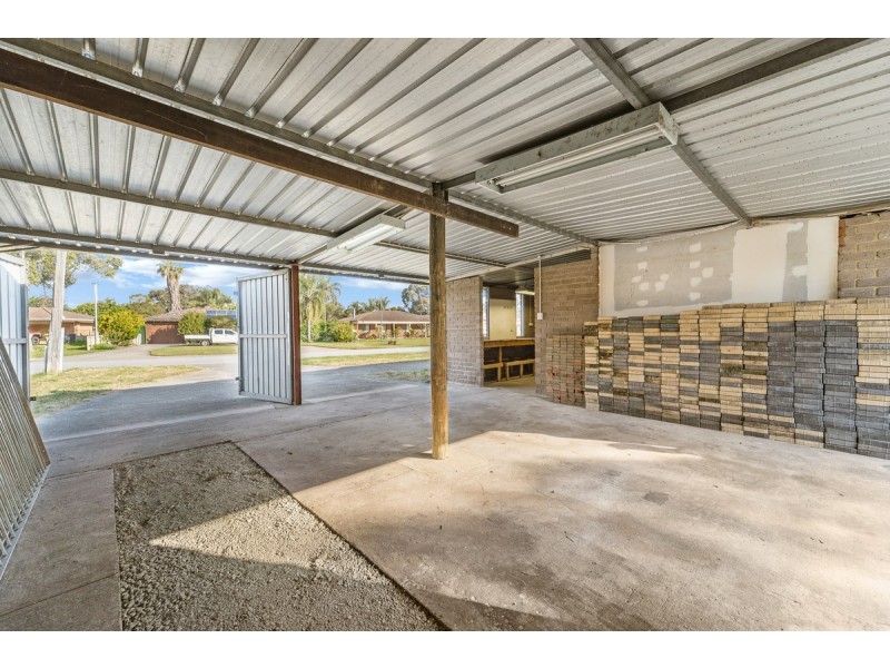 81 Girraween Street, Armadale WA 6112