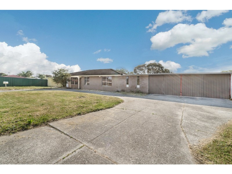 81 Girraween Street, Armadale WA 6112