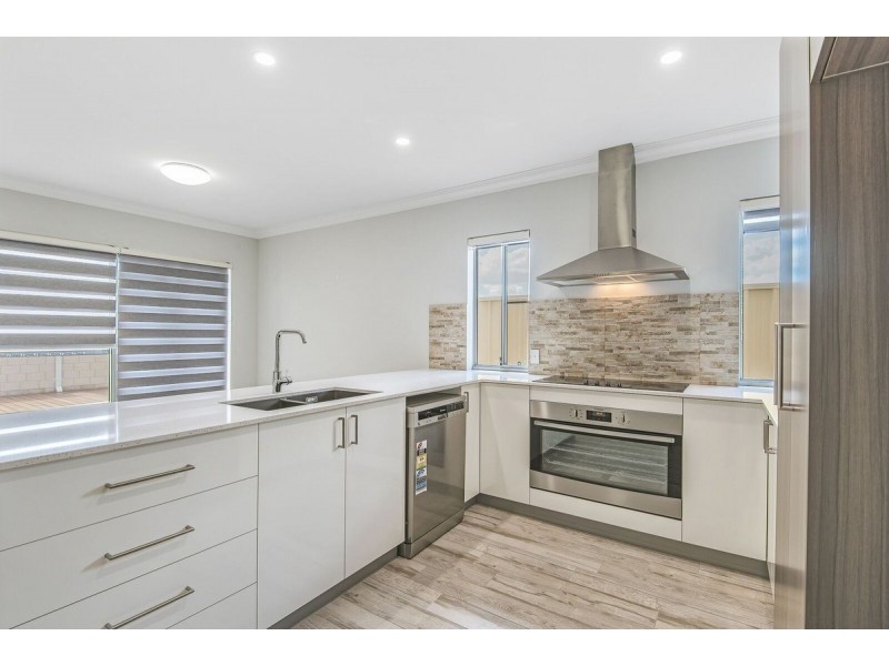 156 Lyon Road, Aubin Grove WA 6164