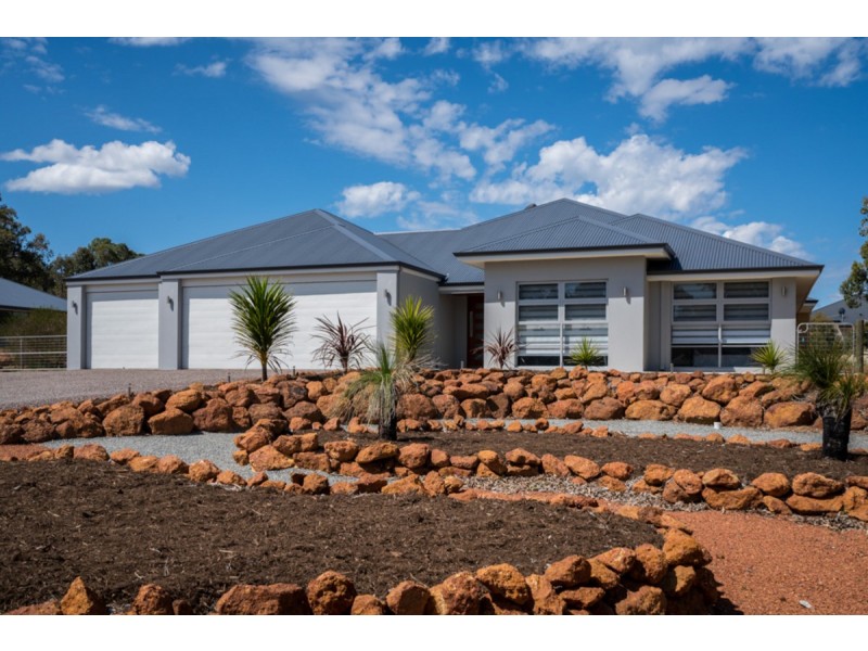 9 Meldrum Loop, Bedfordale WA 6112
