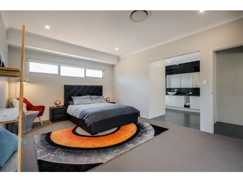 9 Meldrum Loop, Bedfordale WA 6112