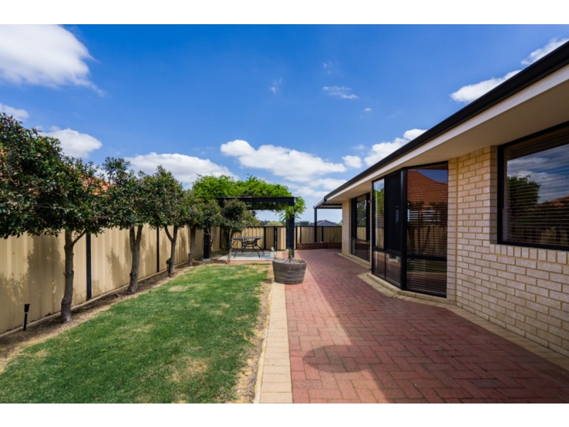 24 Connell Avenue, Kelmscott WA 6111