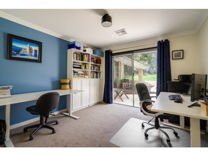 20 Paull View, Bedfordale WA 6112