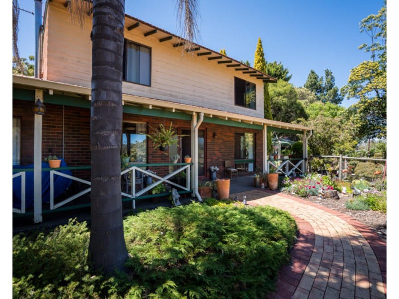 87 Wallangarra Drive, Bedfordale WA 6112