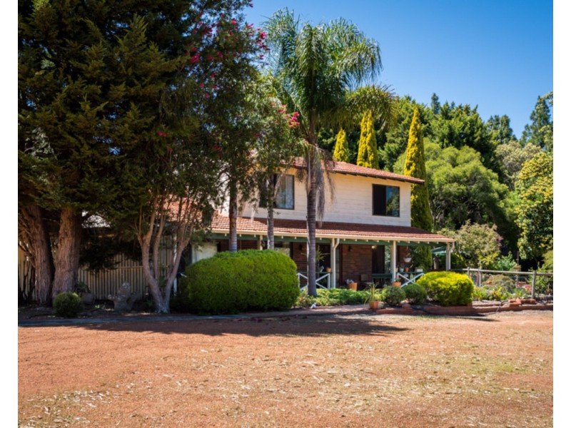 87 Wallangarra Drive, Bedfordale WA 6112