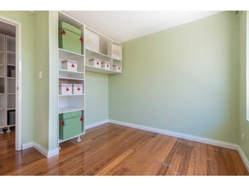 8 Donegal Court, Seville Grove WA 6112