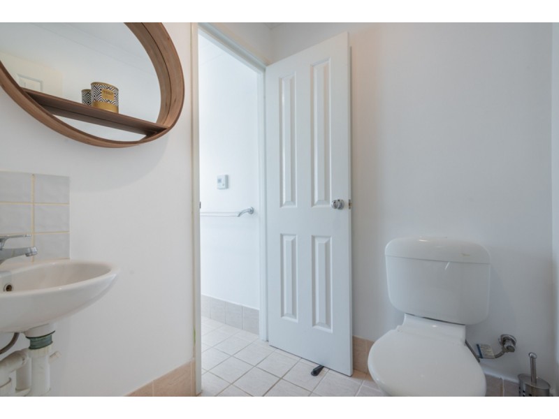 8 Donegal Court, Seville Grove WA 6112