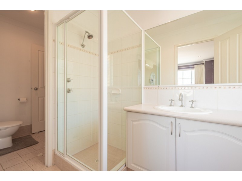 8 Donegal Court, Seville Grove WA 6112