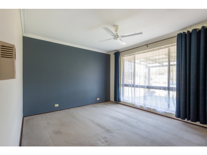 13 Becket Court, Camillo WA 6111