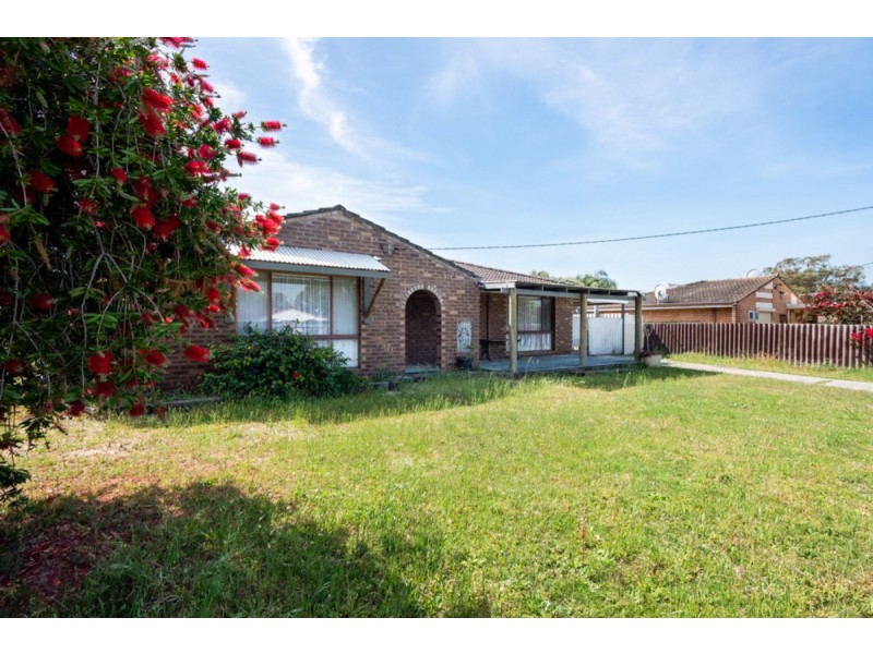 13 Becket Court, Camillo WA 6111