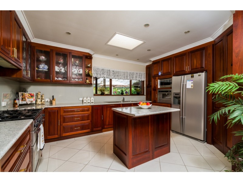 32 Nelson Street, Bedfordale WA 6112