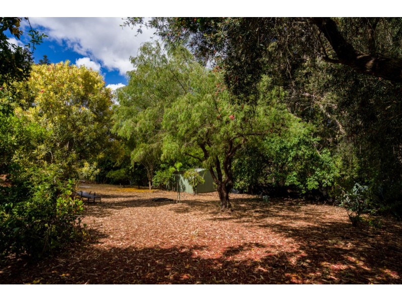 32 Nelson Street, Bedfordale WA 6112