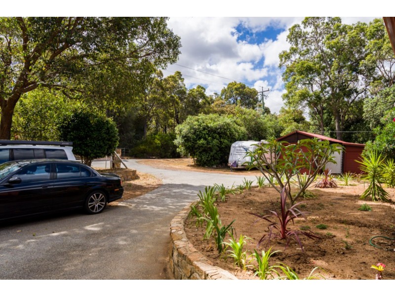 32 Nelson Street, Bedfordale WA 6112